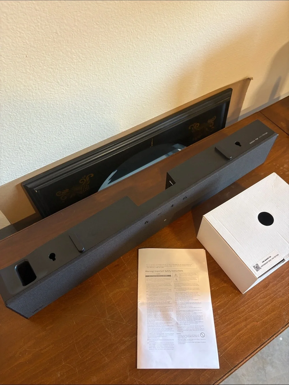 Samsung B-Series B40OF Soundbar Dolby Audio HDMI with remote